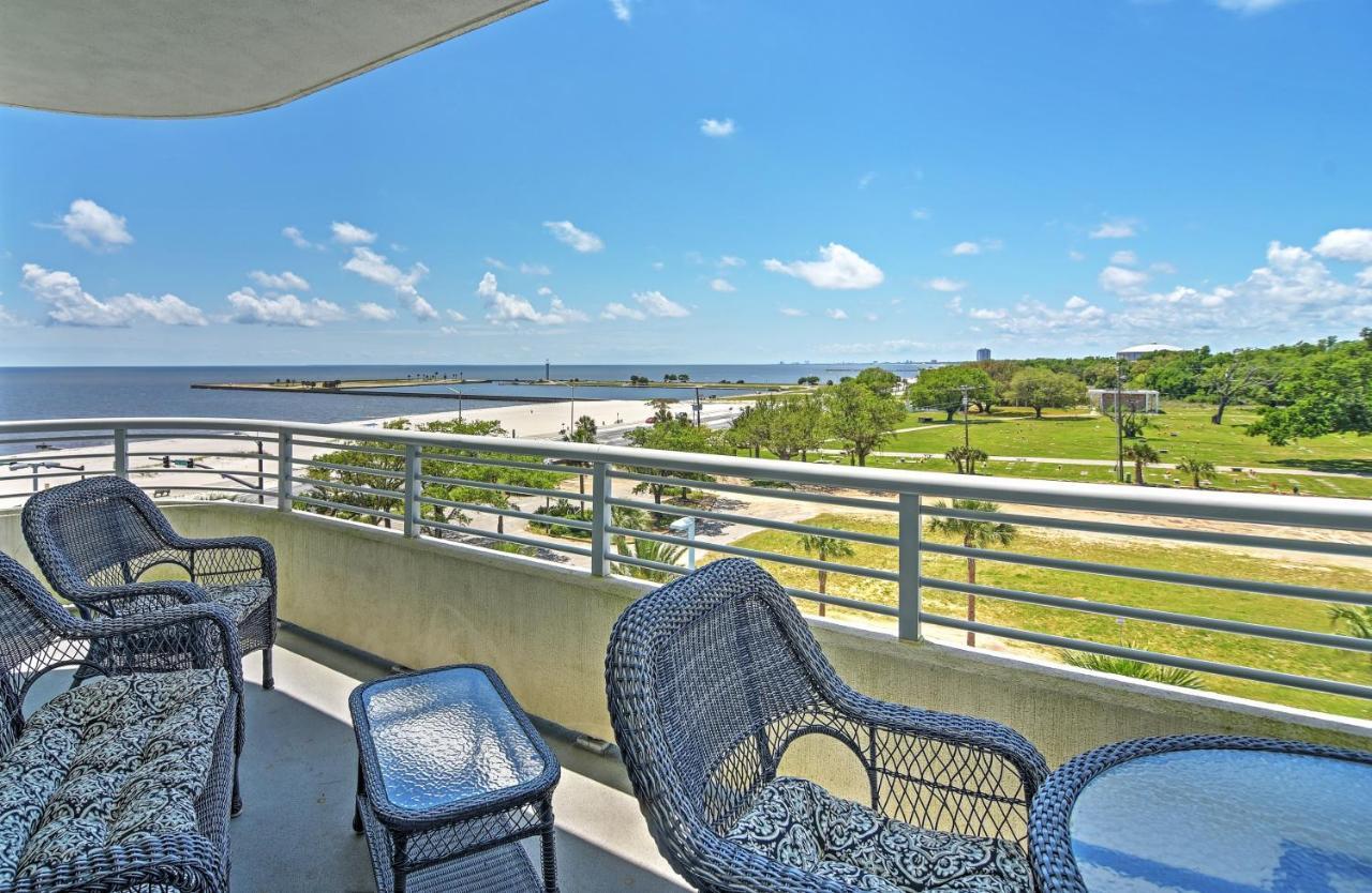 Beachside Biloxi Club Condo Balcony With Ocean View Eksteriør billede