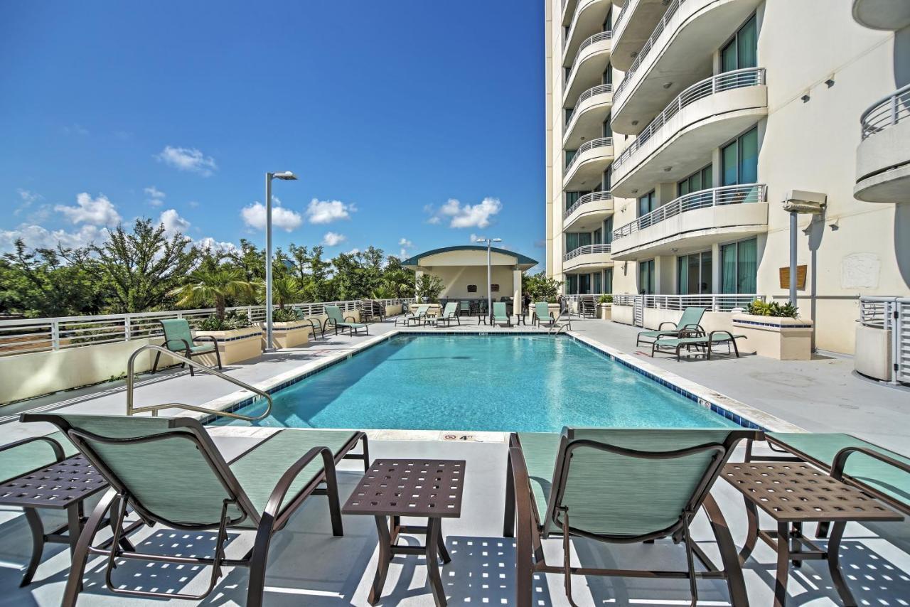 Beachside Biloxi Club Condo Balcony With Ocean View Eksteriør billede